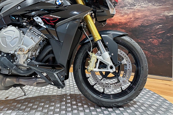 BMW S 1000 R |Akrapovic|Sport package|Dynamic package|Farthållare| 7 of 12
