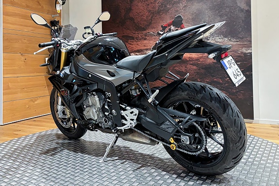 BMW S 1000 R |Akrapovic|Sport package|Dynamic package|Farthållare| 4 of 5