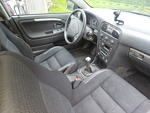 Volvo V40 5 of 5