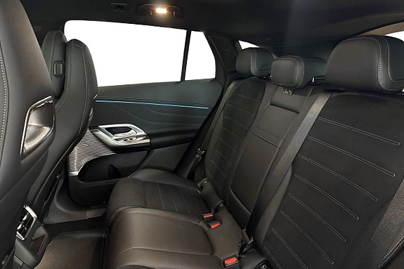 Mercedes-Benz GLC400 10 of 13
