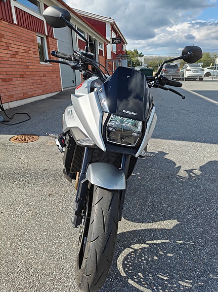 Suzuki GSX-S1000S Katana 4 of 9