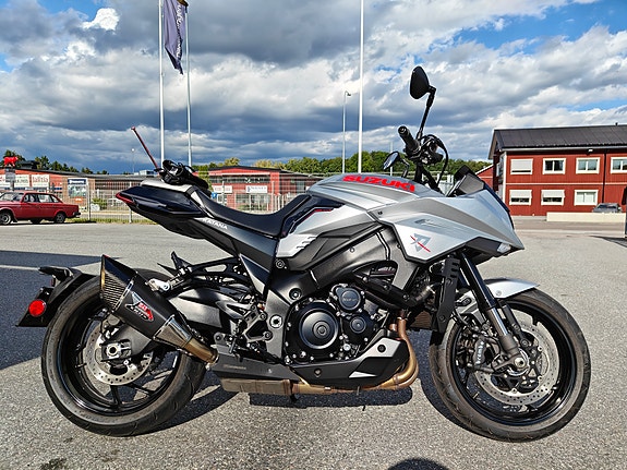Suzuki GSX-S1000S Katana 2 of 9