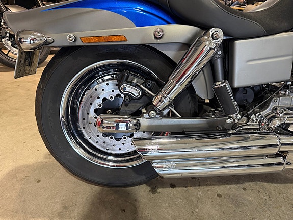 Harley-Davidson FXDFSE Fat Bob CVO 11 of 14