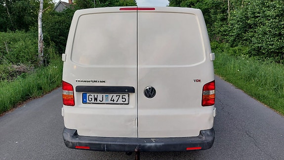 Volkswagen Transporter 6 of 15