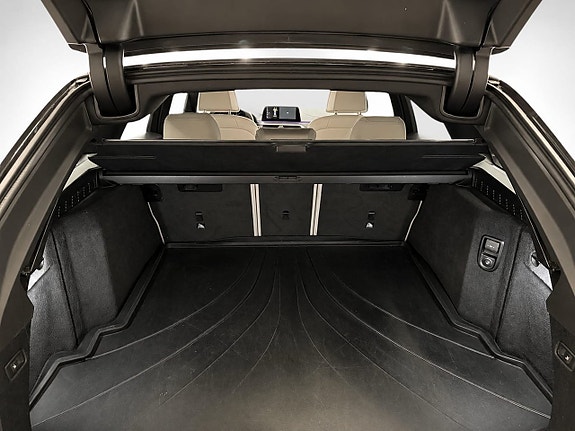 BMW 520d 5 of 5