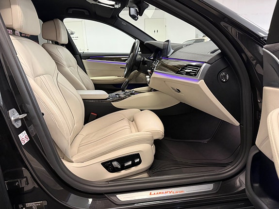 BMW 520d 15 of 30