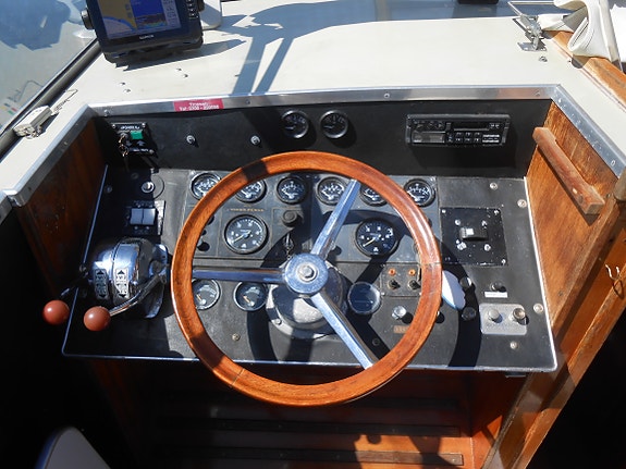 Coronet 31 Seafarer Fint Skick! - Bogpropeller , Ankarspel , Värmare ! 13 of 23