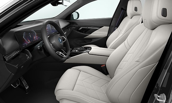 BMW i5 3 of 3