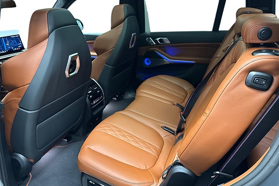 BMW X7 12 of 19