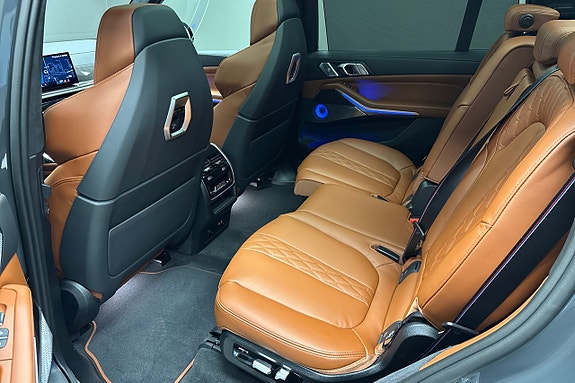 BMW X7 13 of 19