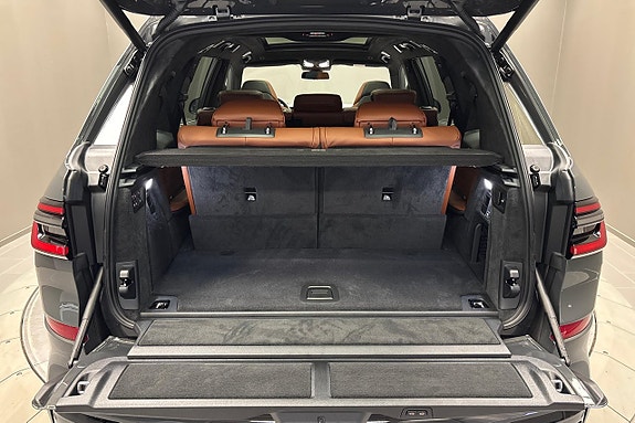 BMW X7 17 of 19