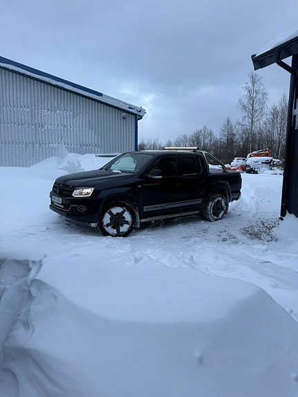 Volkswagen Amarok 3 of 5