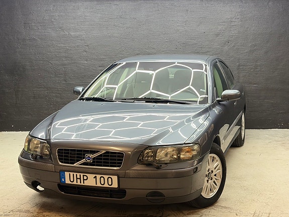 Volvo S60 5 of 5