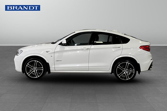 BMW X4 3 of 9