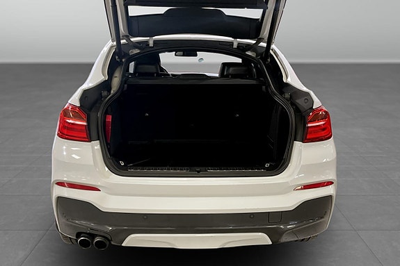 BMW X4 9 of 9