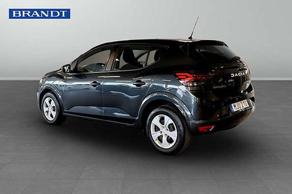 Dacia Sandero 2 of 5