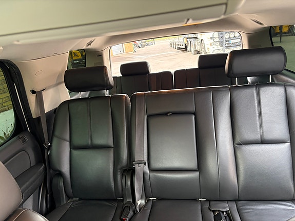 Chevrolet Tahoe 6 of 10