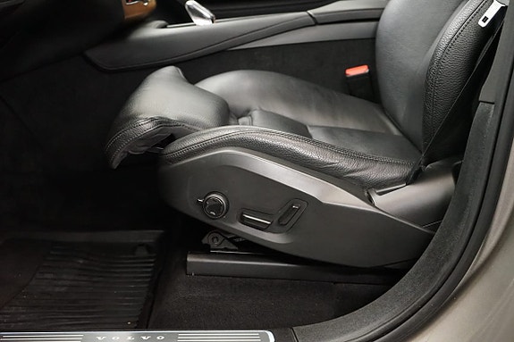 Volvo XC90 15 of 20