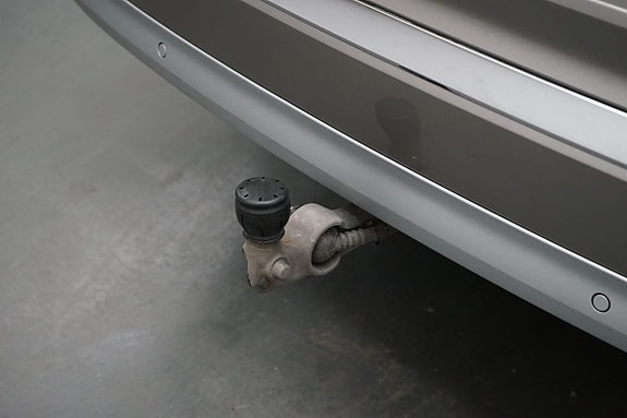 Volvo XC90 13 of 20