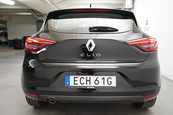 Renault Clio 10 of 13