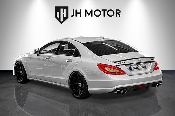 Mercedes-Benz CLS63 5 of 26