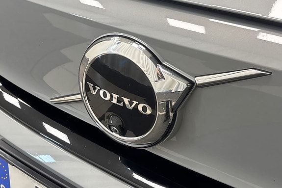 Volvo EX40 20 of 22