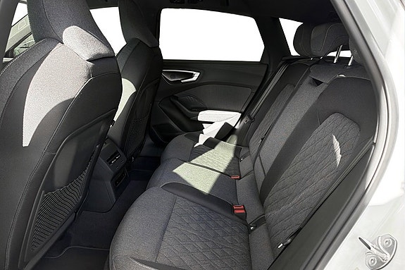 Audi A5 6 of 8