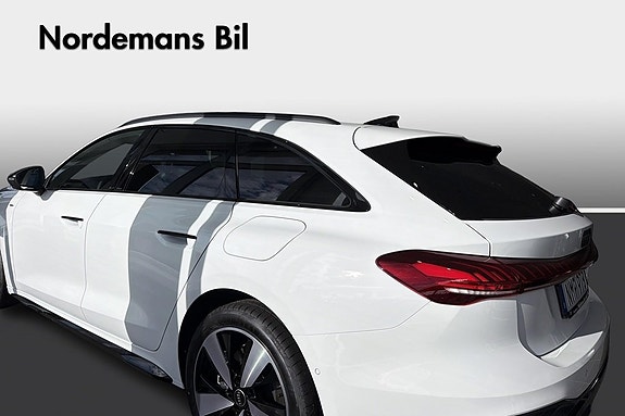Audi A5 2 of 8
