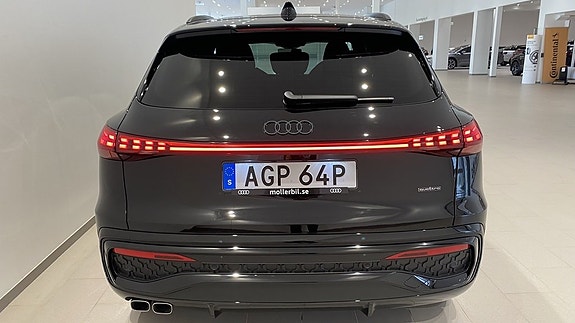 Audi Q5 4 of 5
