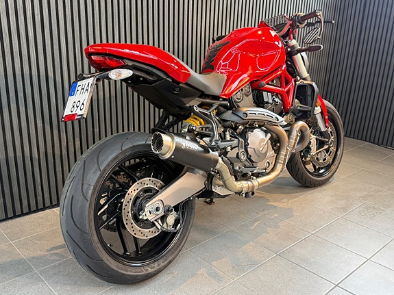 Ducati Monster 821 9 of 12