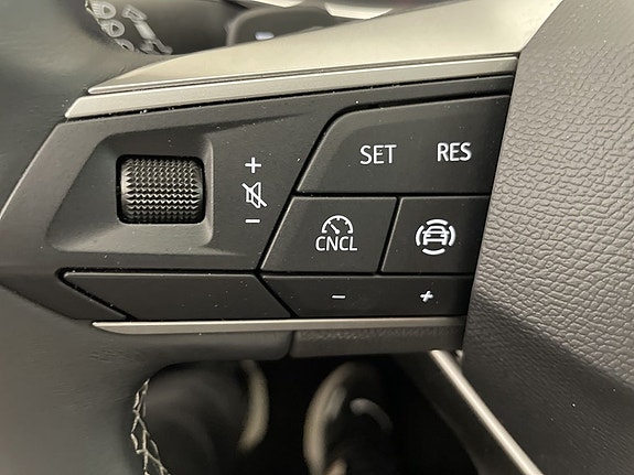 Seat Leon 11 of 17