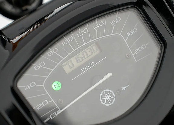 Yamaha YAMAHA XVS1300A UBS 3 of 5