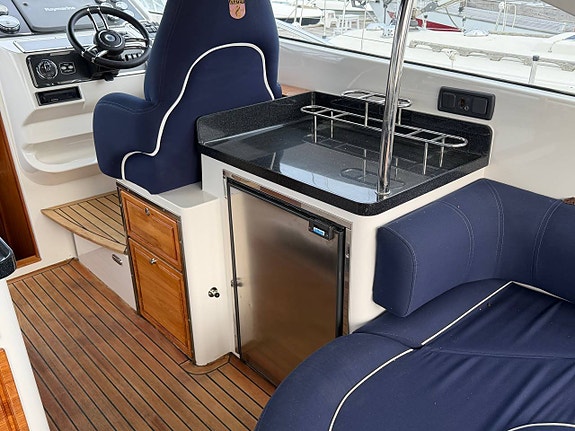 Marex 350 CC 2008 1 ägare Volvo Penta D6 370/DPH 4 of 5