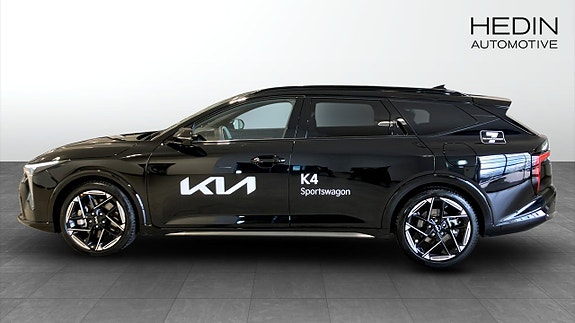 Kia K4 6 of 12