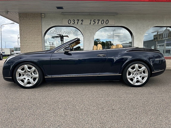 Bentley Continental GTC 2 of 5
