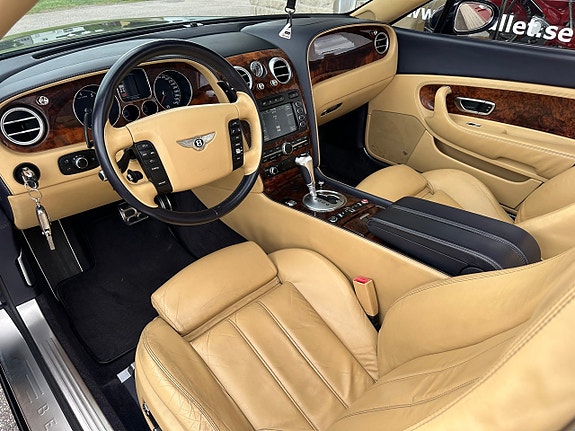 Bentley Continental GTC 4 of 5