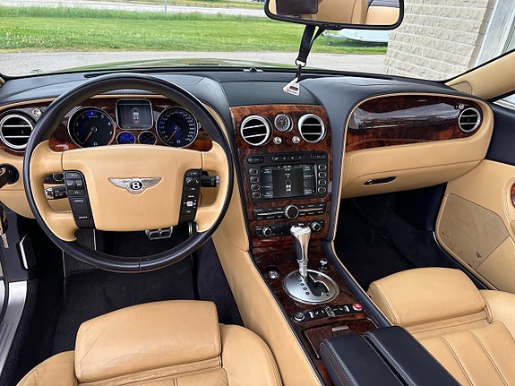 Bentley Continental GTC 5 of 5
