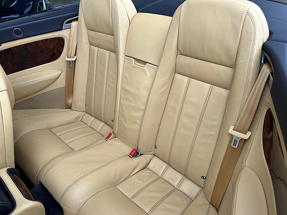 Bentley Continental GTC 6 of 21