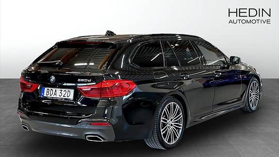 BMW 520 2 of 5