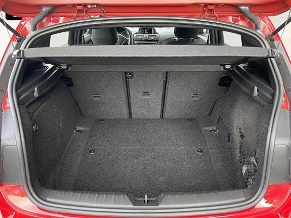 BMW 118d 12 of 23