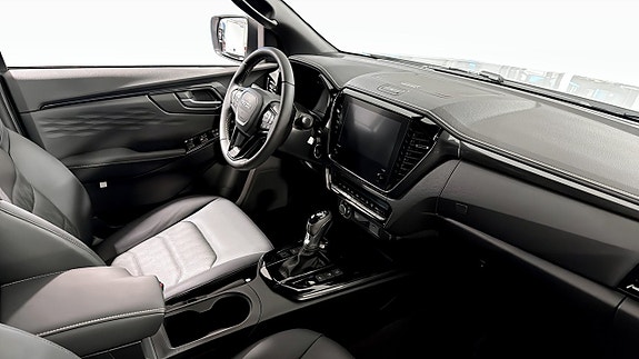 Isuzu D-max 3 of 11