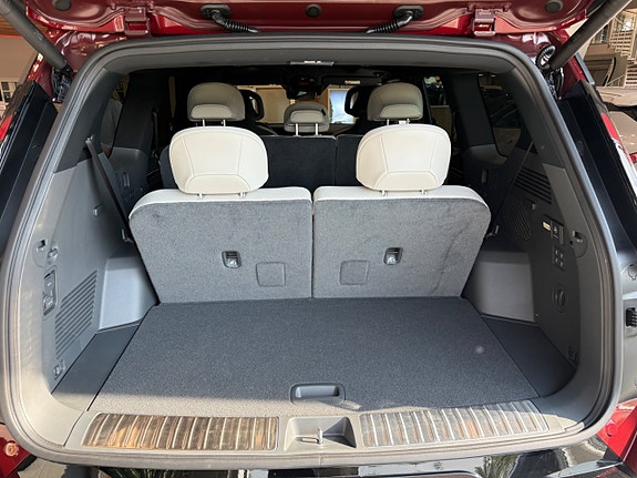 Kia EV9 11 of 15