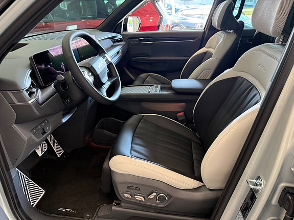 Kia EV9 3 of 14
