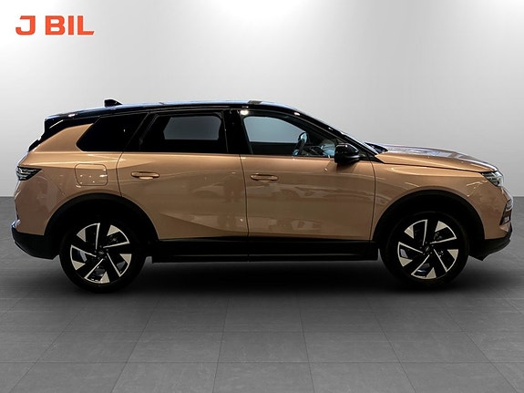 Opel Grandland 2 of 14