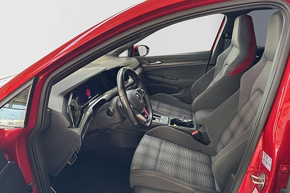 Volkswagen Golf-Serie 4 of 23