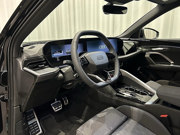Audi Q5 10 of 17
