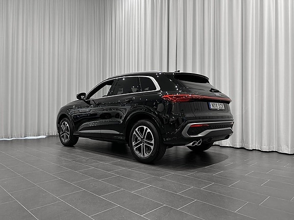 Audi Q5 3 of 5