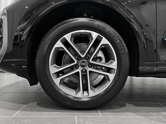 Audi Q5 5 of 5