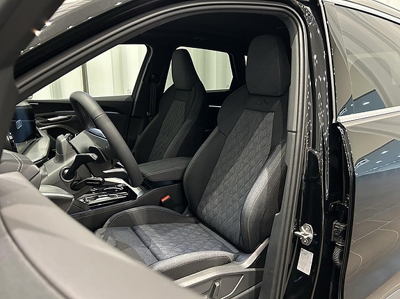 Audi Q5 7 of 17