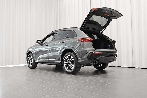 Audi Q5 4 of 5